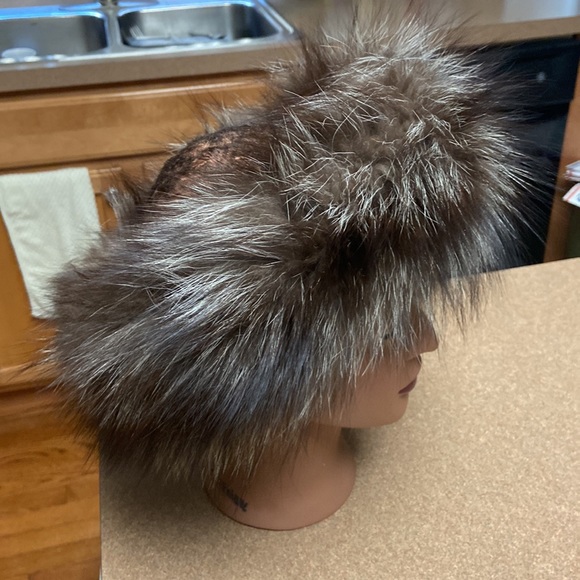 Genuine Fox Fur Accessory# 64. - Picture 1 of 11